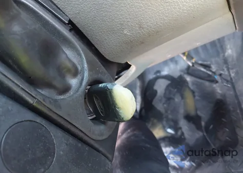 2006 Ford F-150 Stx/Xlt из США, поврежденный, VIN 1FTRX02W66KB83485